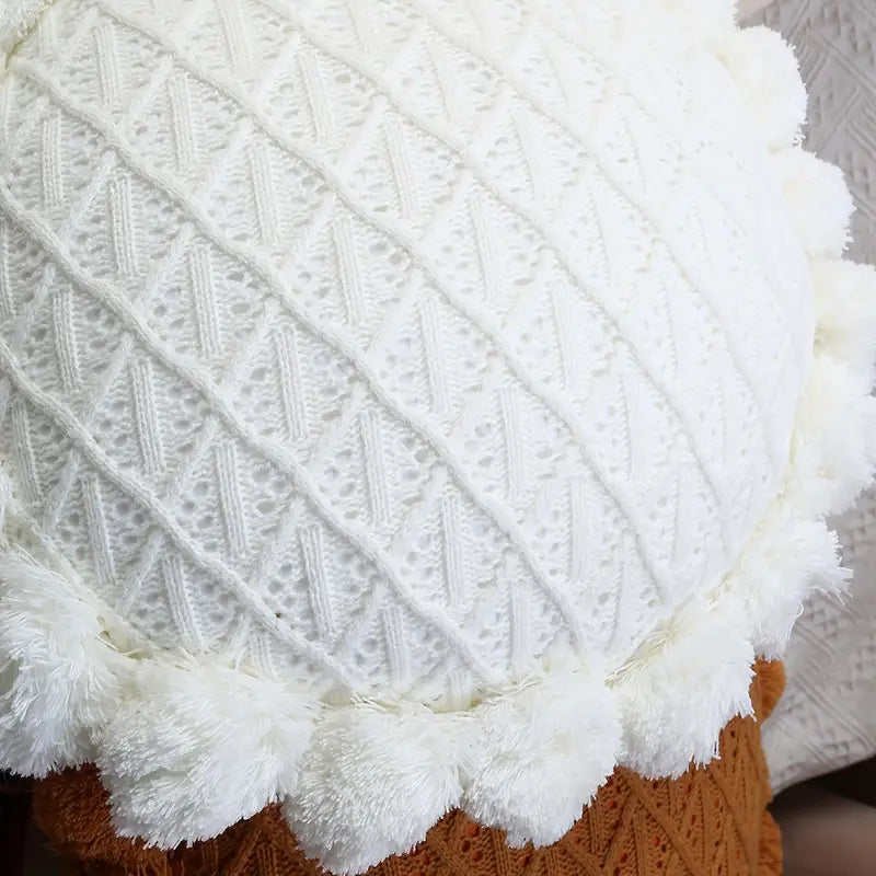 Round Knitting Decorative Pillow for Sofa and Bed